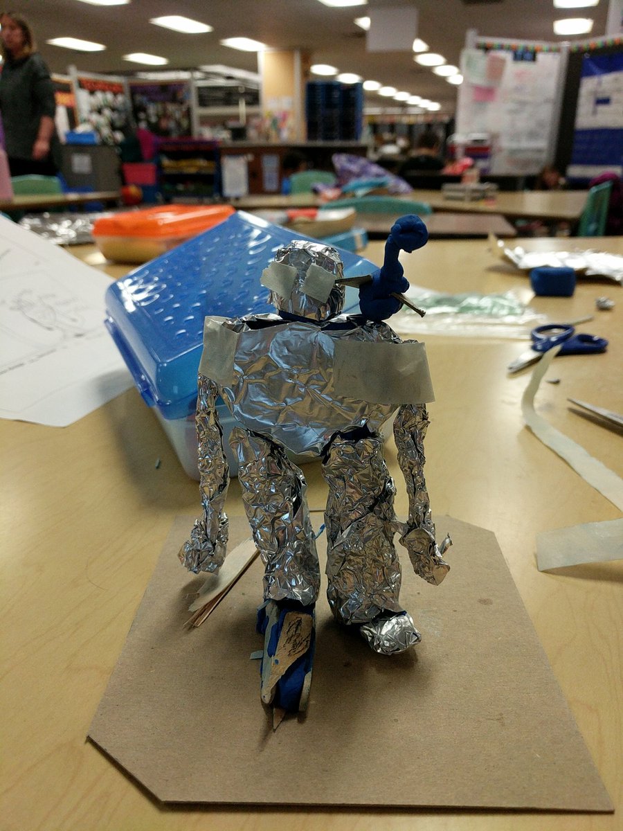 MrsVangZ's tweet photo. Engineering with The Wild Robot by Peter Brown #engineeringdesign #wildrobot #oasd @itspeterbrown @SarahAdumat https://t.co/eAUEioakTR