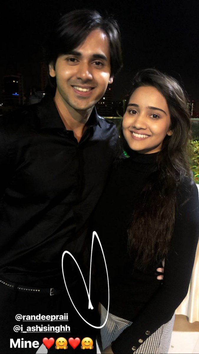 SinghStarlight's tweet photo. #Ashdeep are #bffs just love the way they smile ☺☺ stay blessed my loves❤❤❤with a good life &amp; a good name. ...#Yudkbhhits350 @Ashisinghh @irandeeprai congratulations much more to cim https://t.co/UbC3OQY9Bc