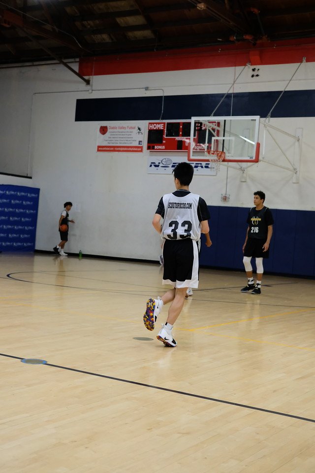 ScoutsFocusCA's tweet photo. James La @officialjamesla a 5'7 2021 prospect of Milpitas (CA), video highlights from @scoutsfocus #Elite80 #NORCAL: https://t.co/acImefobPQ 

HS @MilpitasAD Milpitas High School. https://t.co/Cn1nIJ82He