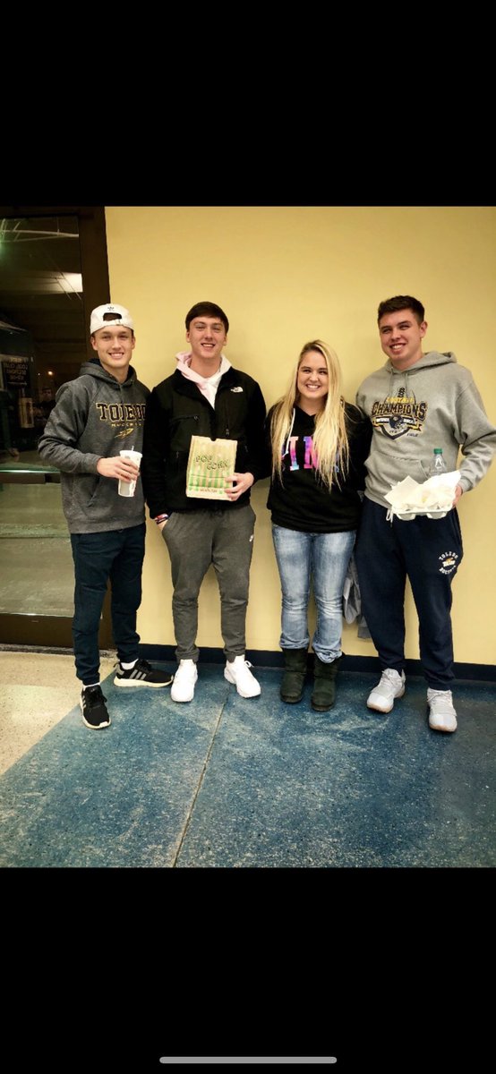 TEitniearll's tweet photo. Happy birthday to the realest guy out there @EitniearSpud hope it was a great one cuz!π #treesquad https://t.co/d5g2UTxPS2