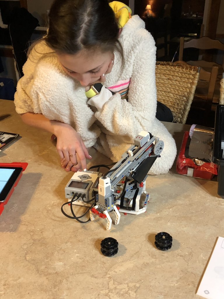 Math3203's tweet photo. When the #STEM Boss(@STEMWCSD ) gives you homework...you delegate:) #FLL #Fun4hours @ljblank. Now she wants want to learn to program it. Win Win for me ๐#studentengagement #KidsDeserveIt #LegoRobotics #STEAM #stemeducation https://t.co/yps0txgbEG