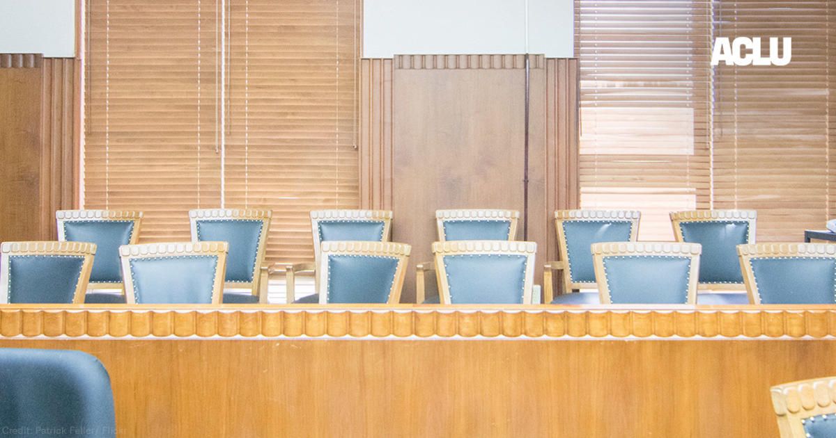 It’s Perfectly Constitutional to Talk About Jury Nullification - buff.ly/2WlV8b0 <a href="/ACLU/">ACLU</a>