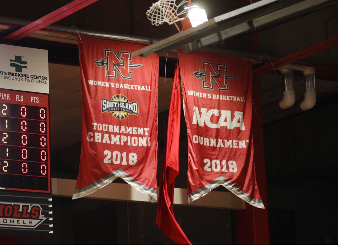 Nicholls_WBB's tweet photo. It was a memorable night in Stopher Gym. The defending champion Colonels unveiled their Southland and NCAA Tournament banners, and then defended their home court with a 30-point victory. #GeauxColonels https://t.co/5uz8951ain