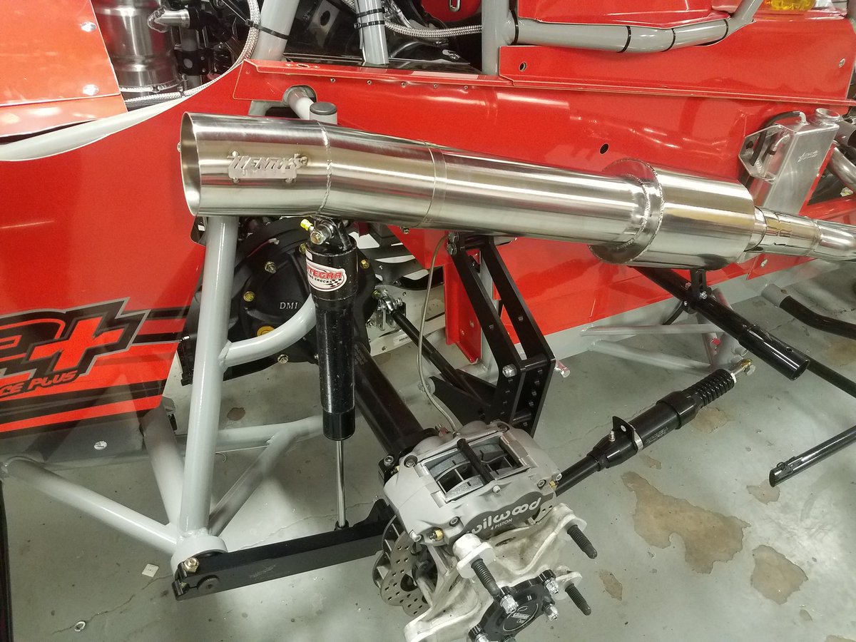 HenryExhaust's tweet photo. Billy Decker's 2nd @bicknellracing with a fresh set of @HenryExhaust for @SuperDIRTcar  @VolusiaSpeedway https://t.co/cLrIOv9FhB