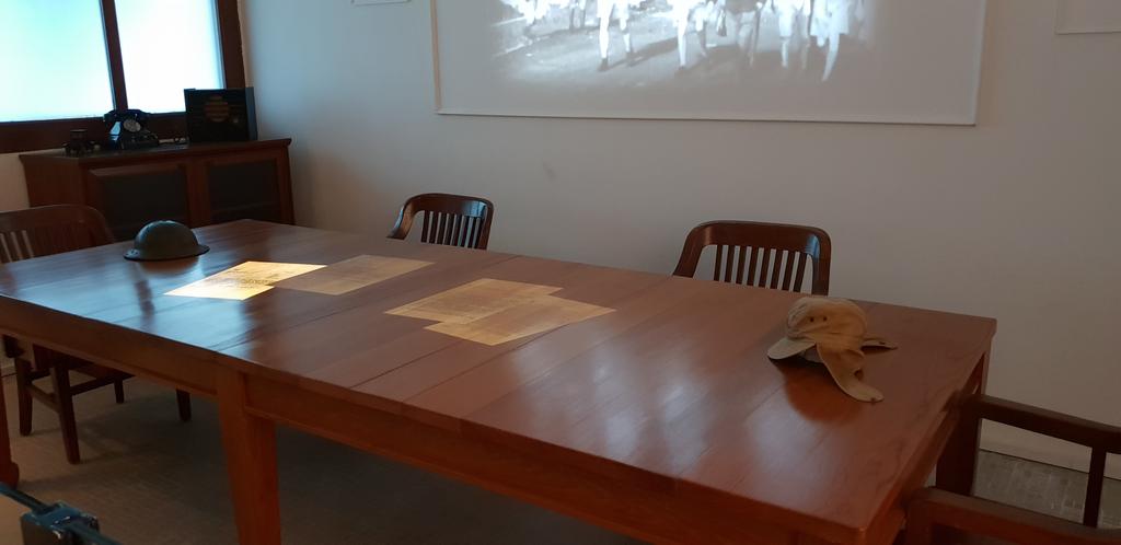 surprisepodcast's tweet image. Our visit to the room where LT GEN Percival conducted surrender negotiations with LT GEN Yamashita.  How much was bluff with Yamashita, had the IJA culminated? Did none of it matter because the Allies were such a shambles? #makepmefunagain #pme #history #army #militaryhistory