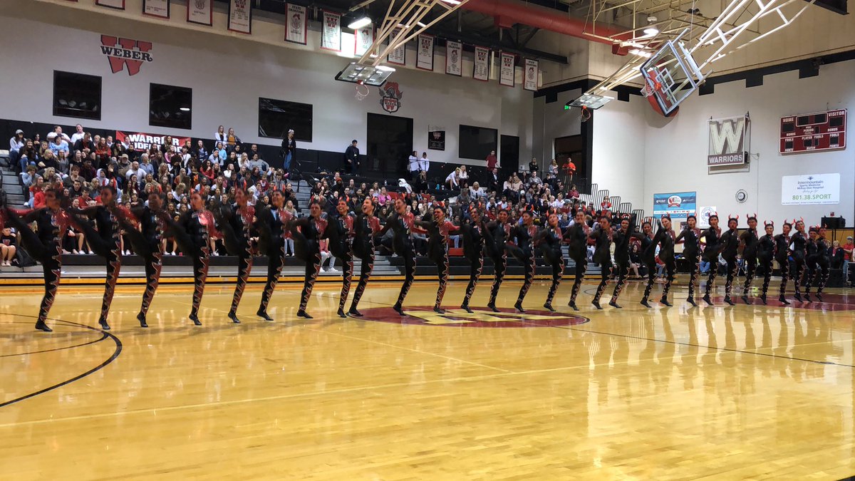THEfremonthigh's tweet photo. Spectacular! https://t.co/VVXI1Rt085