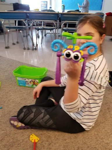STEMWCSD's tweet photo. Maker fun with K'nex in Mrs. Hall's class today! 💜 Thank you @ChadPassage for making this possible for our students! 
@WeLoveHTWiley #NYSSTEM #WCSDSTEM https://t.co/Jj912AxKON