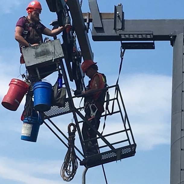 ActionClose's tweet image. I was looking back at some pics of warmer weather work today and saw this one. What do you folks get up to day to day to help pay the bills? Comment below! bit.ly/2SaKLrn