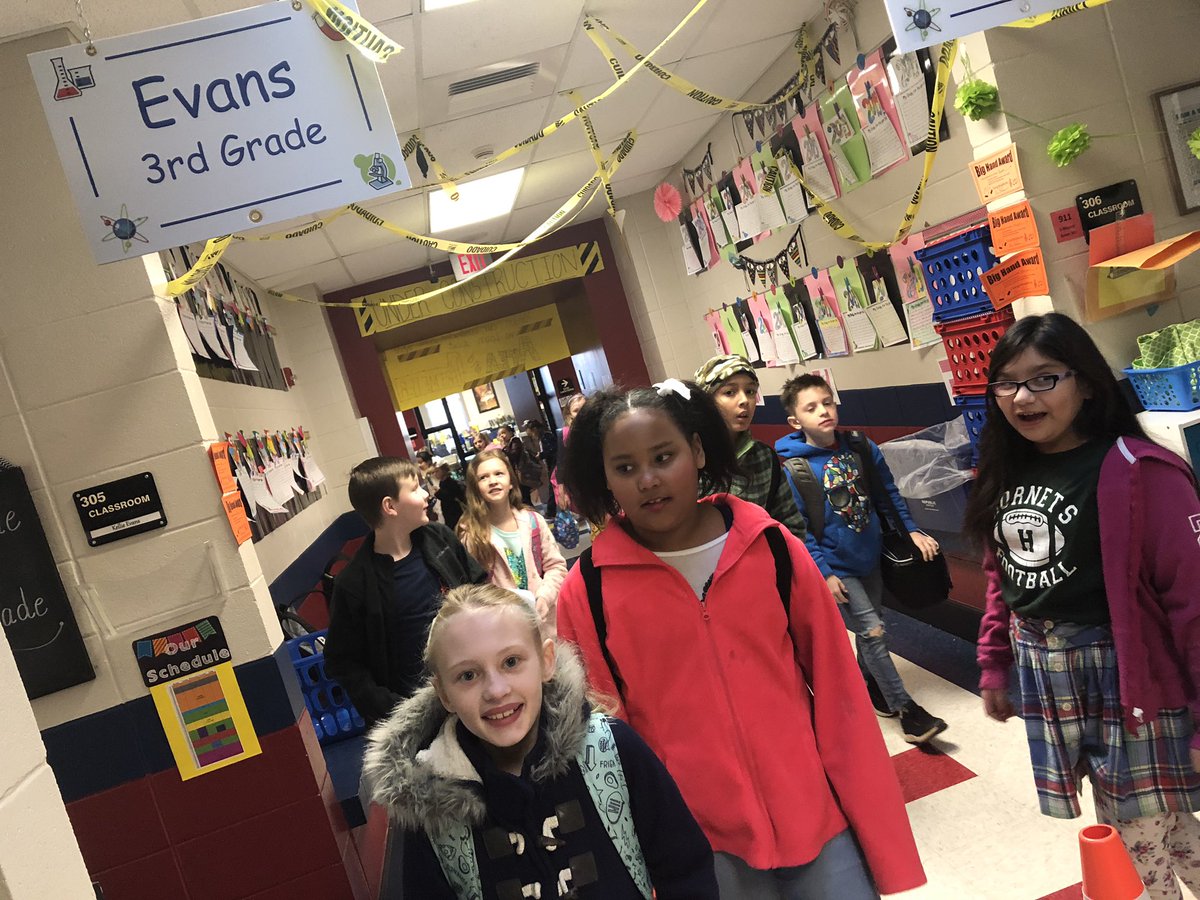 MerryGaylor's tweet photo. Third grade hall was transformed into a construction zone by Valerie Owen as we explore area and perimeter! @RivertonElem #ALLmeansALLMCSS #STEAM #keepingstudentsengaged https://t.co/H9TP6soeB3