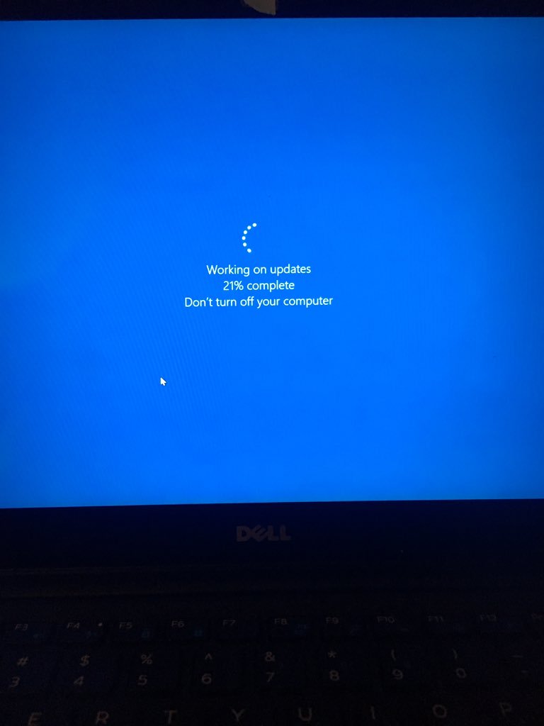 bdeaton81's tweet photo. I blame myself... but this is one of the most painful parts of my life! #windowsupdates #nevershutdown https://t.co/ueMBRguF9v