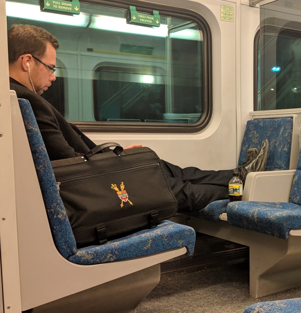 mattmckenzie72's tweet photo. @GOtransit wet feet on the seat? #EtiquetteFail https://t.co/FtnkM7FBLg