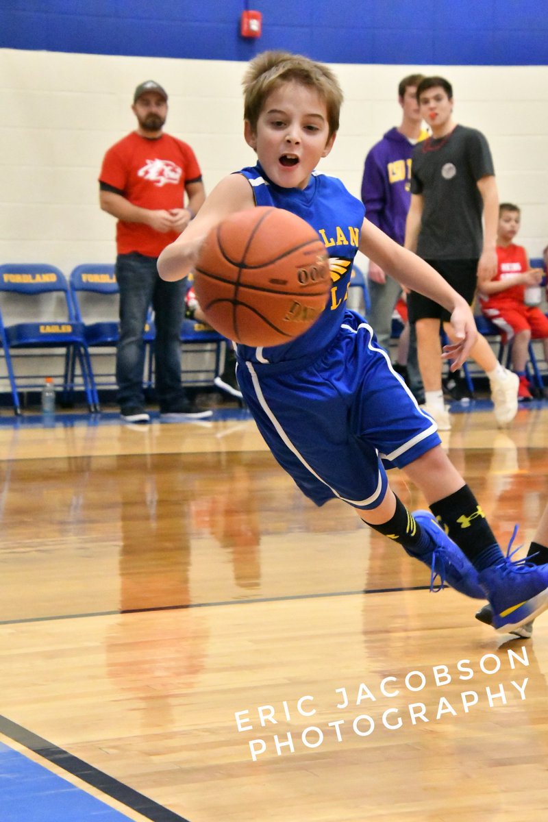 EJacobsonPhoto's tweet photo. @Coach_Ripp you've got some ballers comin' your way. New galleries online.
https://t.co/ejuZDgmUsS
#EaglePride #fordlandbasketball #brycencunningham #keepingitinplay #atthebaseline #nikonofficial #nikonnofilter #withmytamron #b028 #sportsphotography @FordlandEagles @fordlandelem https://t.co/Wu2sUm6HEi