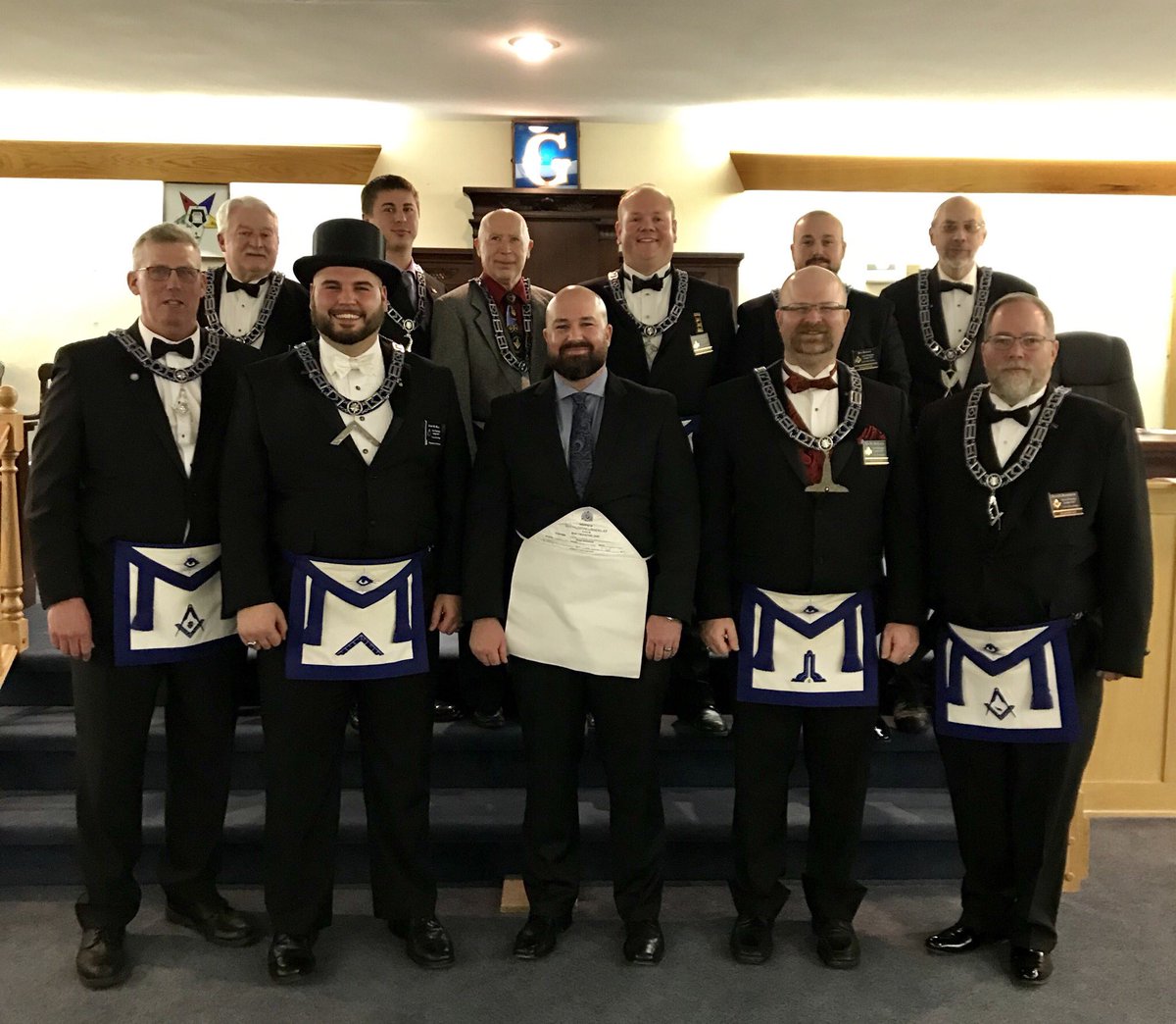 EP_417's tweet photo. Congratulations to our newest EA Adam Hickman for taking your first steps in Freemasonry!! A great night!
#ThisIsOhioFreemasonry #freemason #mason #invest https://t.co/cIyp09PpLL
