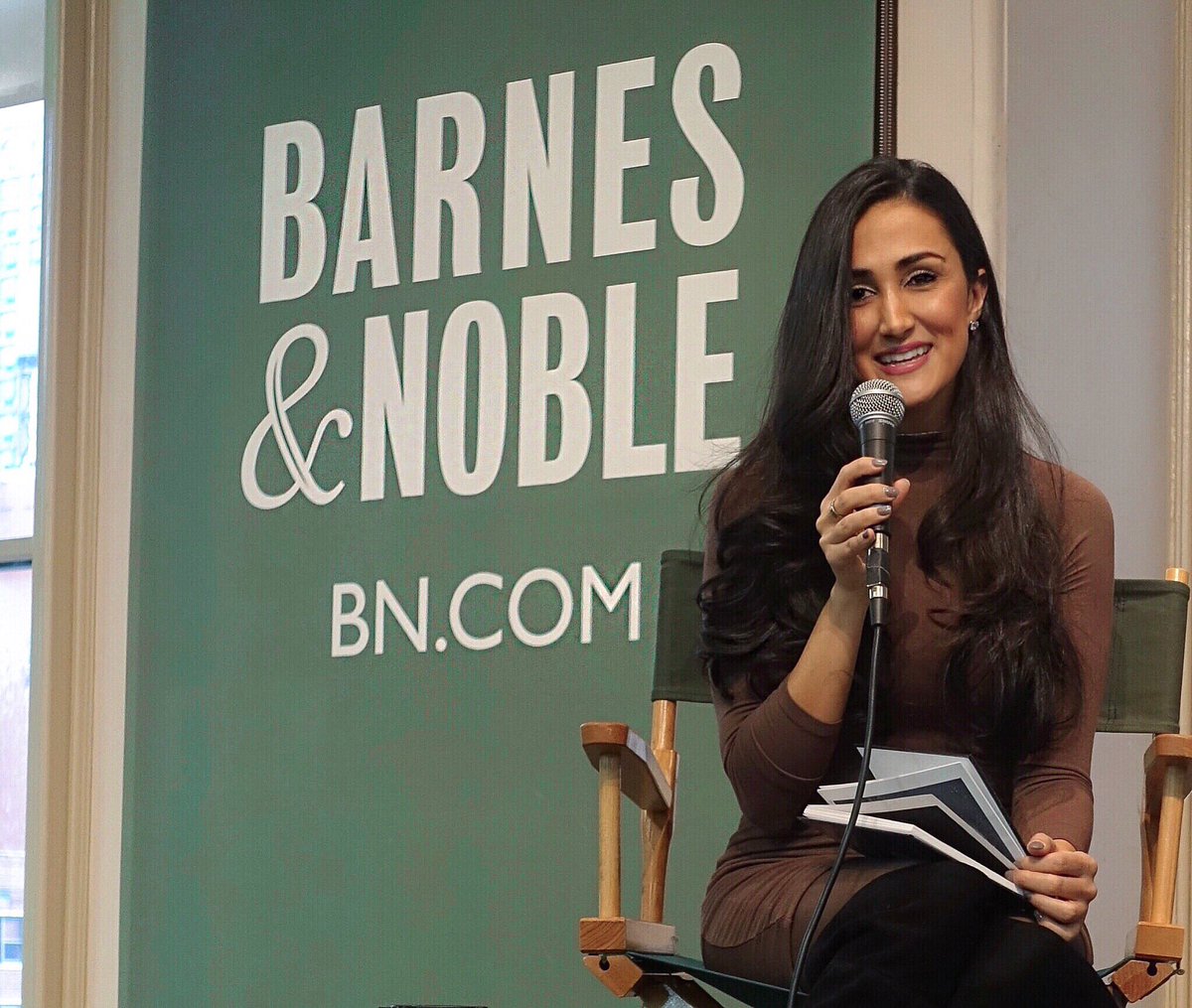 ‘magic I’ is available on <a href="/BNBuzz/">Barnes & Noble</a> #BarnesandNoble instagram.com/sepinfinity