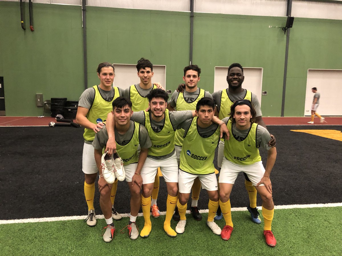 fhsusoccer's tweet photo. Great first night of spring practice. Great attitude from the lads. Green team coming away as winners of the 9 a-side round robin. #RollTiges https://t.co/WJ8uP64QPf