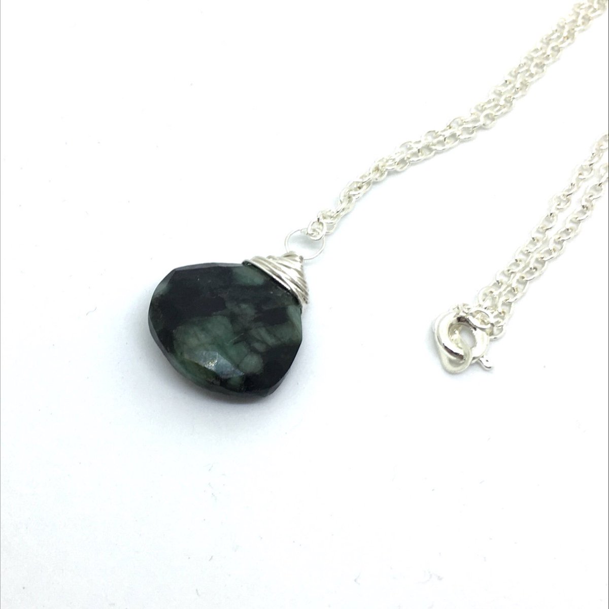 Orchardbeads's tweet photo. Excited to share the #emerald drop to my #etsy shop:  #emeraldpendant #birthstonejewellery #sale #valentines2019 https://t.co/WW6vFHhNAl https://t.co/FVpTBorFhD