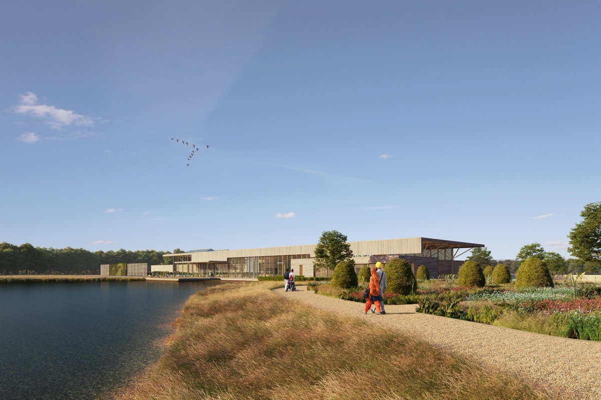 ‘The inspiration for the <a href="/RHSBridgewater/">RHS Bridgewater</a> Welcome Building comes in part from the raised <a href="/SalfordCanal/">Bridgewater Canal</a> on the southern edge of the site; it creates a very strong horizon, which we echo in a building design that is low, long &amp; linear' Stephen Hodder, architect <a href="/hodderpartners/">hodder+partners</a>