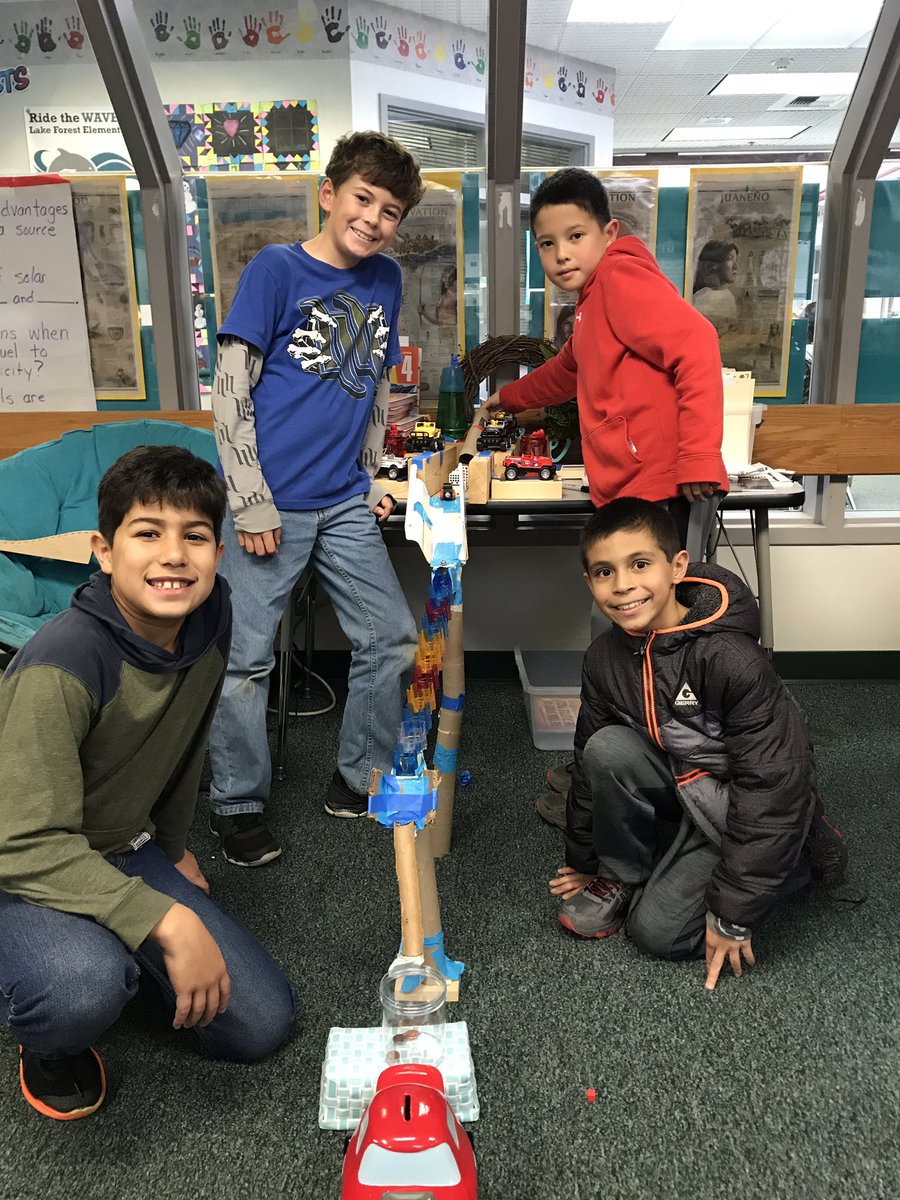 Judging today for our Ss Rube Goldberg machines!👏👏👏#SVInnovates #LFEDolphins