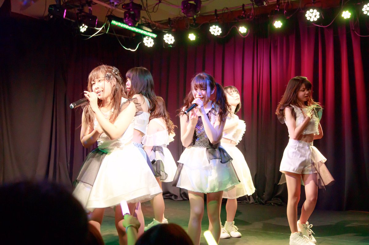 little_graffiti's tweet photo. 2019/1/19(土)
【KANDYLION】
KIU's単独公演〜One and Only〜
KIU's
集合②
#KIUs #きゅーず #きゅーず単独公演
#ユニドル #関西ユニドル
#ライブ写真 #リトルフォト https://t.co/EsXnqTVxTM