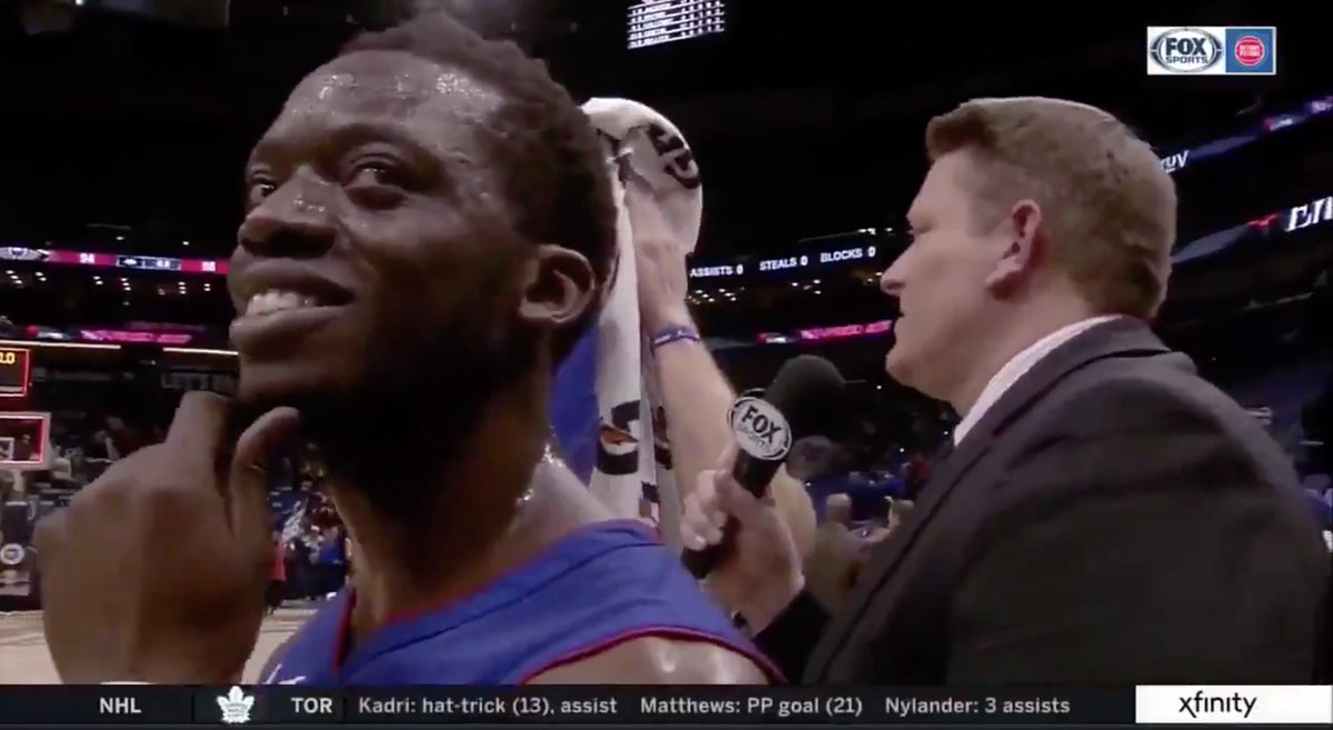 More cringeworthy moment:

RT for SVG/Dwight
FAV for Reggie/Blake