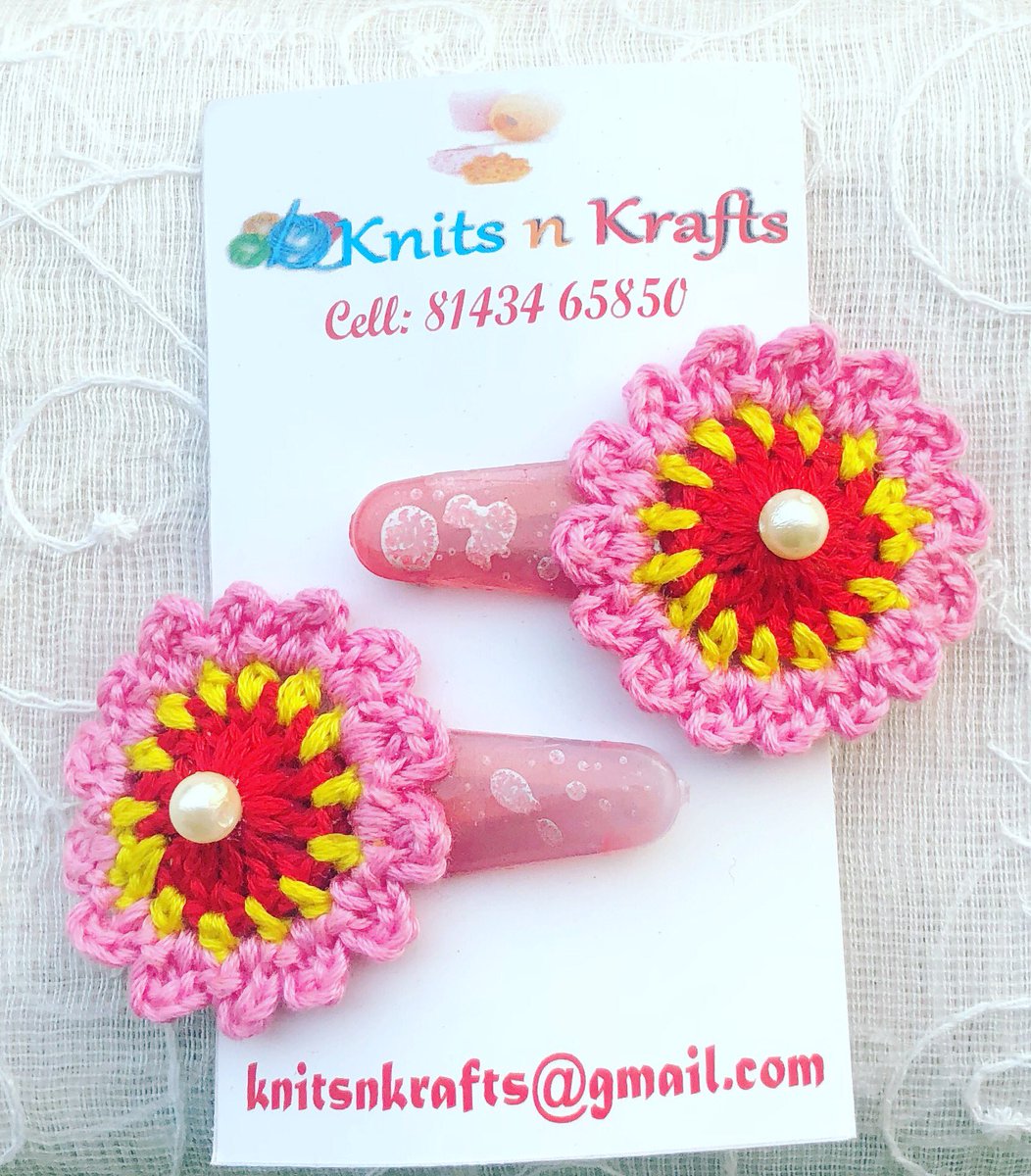 baby pink hair clips