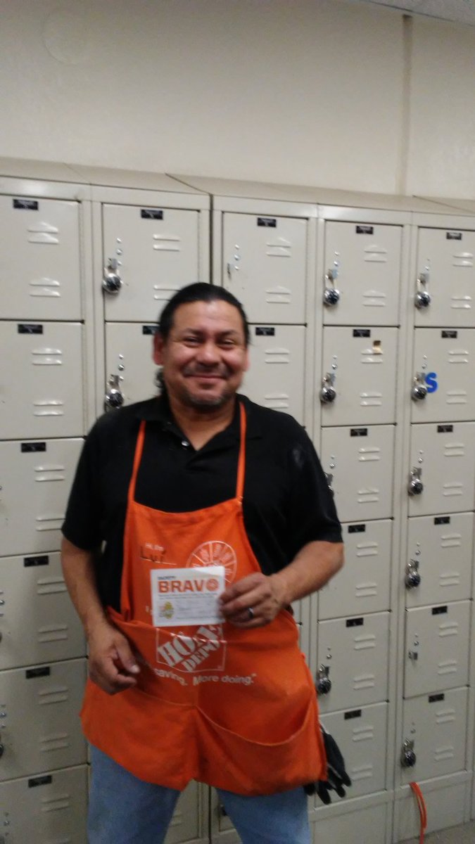 roydsummers's tweet photo. Recognizing Luis in D21 for keeping it safe by utilizing safety barricades and ensuring the aisles are safe.@beasonpam @muratucur https://t.co/C94OZ6gITX