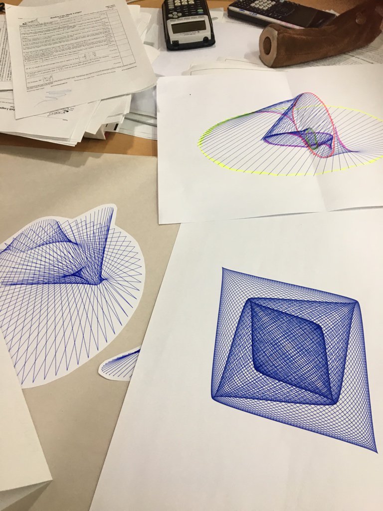 There’s some intense #plottertwitter action in g10 math. Beetleblocks to AxiDraw, all day. <a href="/EMSL/">Evil Mad Scientist</a> <a href="/ericrosenbizzle/">Eric Rosenbaum</a>
