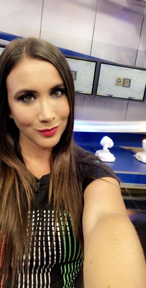 zel_forever's tweet photo. Venga Pumas! 👊🏼
Zelibers!
@Mariazelzel los espera en #ZonaPumaTDN con la mejor previa y toda la información de nuestros @PumasMX de cara a la jornada 4.
📺 @tdn_twit https://t.co/5gTLiN7FTW