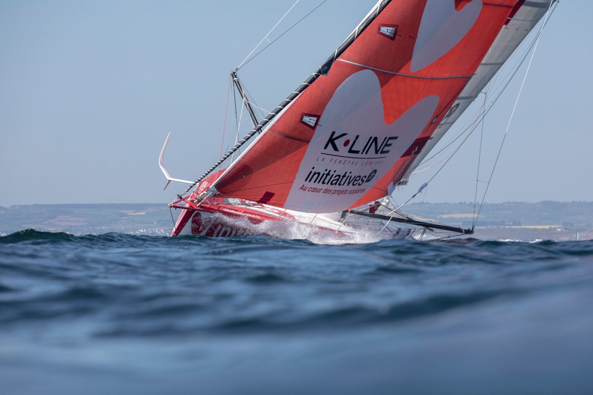 Très belle année 2019 à tous ! Vive la voile !