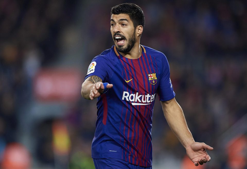  Happy Birthday to Luis Suarez. Where do you rank him among the best strikers in the world right now?  