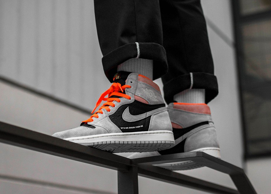 jordan 1 grey crimson on feet