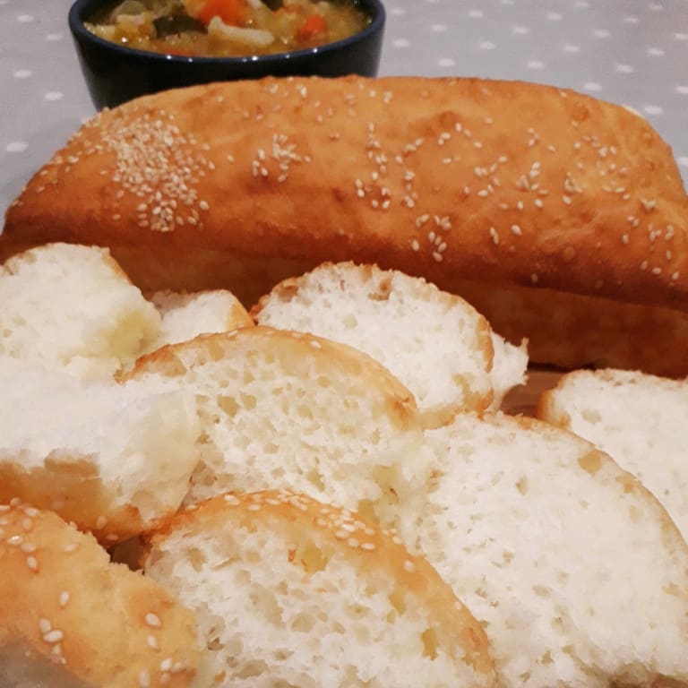 BronBradshaw's tweet photo. Tuscan Veg and Bean Soup with Crusty Seseme Bread made with @JuvelaGF white mix
#glutenfree #soup #bread #glutenfreefood #juvela #glutenfreepatisserie https://t.co/H4DMS6X1ob