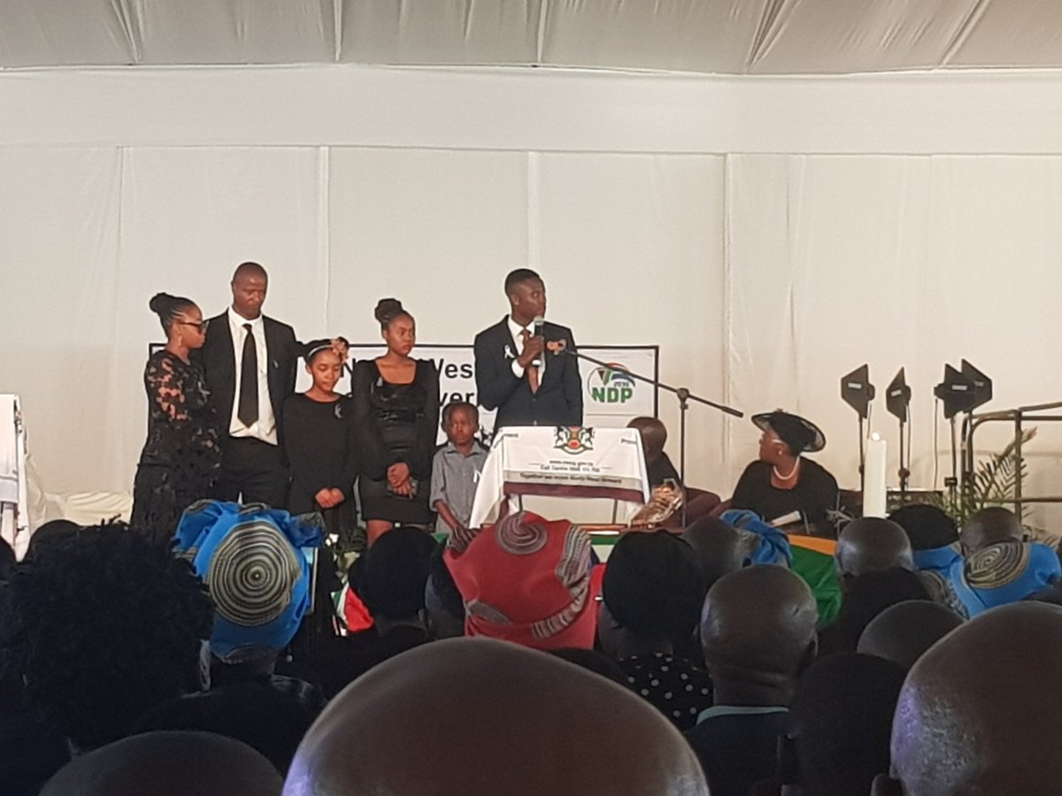 NWPGOV's tweet photo. Tribute by the family, Rre Ngantumba, Sifiso and Ntombi Masinga. #RIPChippa #RIPChippaMasinga #NWPG #ThumaMina #RomaNna https://t.co/oC40N9URGq