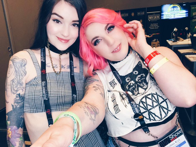 the bestest baby ❤️ https://t.co/UQbdAwO1UX