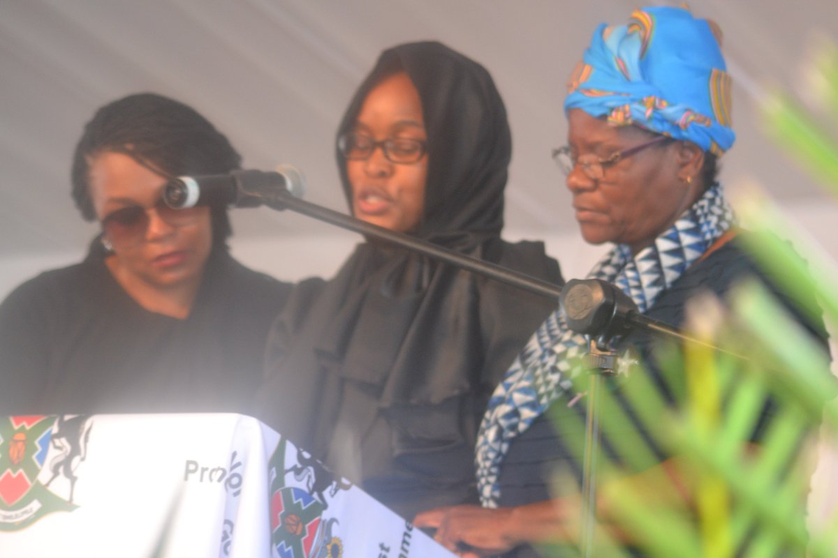 newsnoteSA's tweet photo. Pictures: #RIPMasinga's wife, Ntombi Masinga on the podium. She is narrating a story about #RIPMasinga whie he was still alive. She says #RIPMasinga was never a charity case. @IceT_ https://t.co/vhBX2ZJ2VF