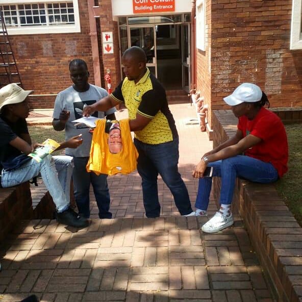 MajavuThabiso's tweet photo. The Progressive Youth Alliance (PYA) at University of Johannesburg Bunting road campus, joined by the regional and provincial  leadership of the ANCYL, was on the ground encouraging all students to register to vote for the ANC. #RegisterToVoteANC
#VoteANC2019 #UJPYA #ThumaMina https://t.co/IBvugOJ9a6