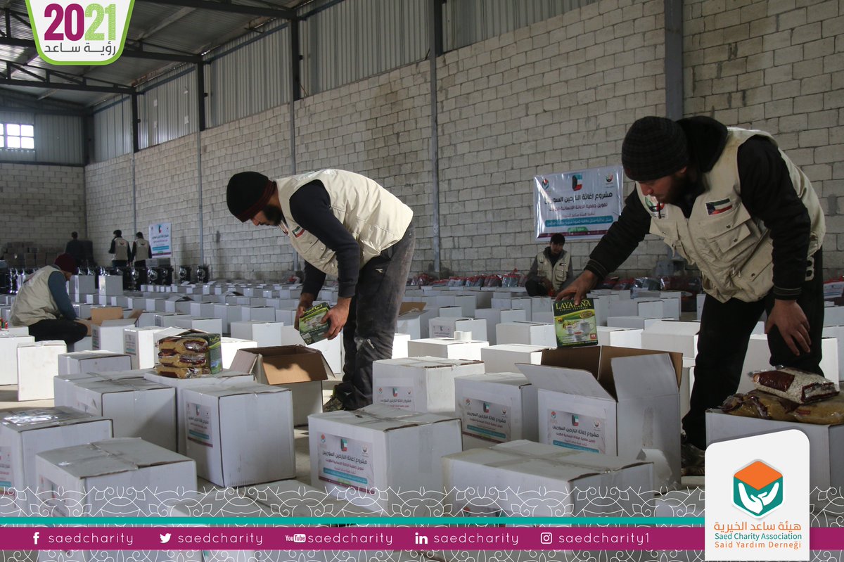 SaedCharity's tweet photo. ضمن مشروع إغاثة النازحين السوريين و بتمويل كريم من @HRS_KUWAIT
في #الكويت و تنفيذ هيئة ساعد الخيرية قام فريق الهيئة بتوزيع مواد الإغاثة على أهلنا في #مخيم_لستم_وحدكم في تجمع مخيمات #دير_حسان وشملت مواد الإغاثة على سلة غذائية و نظافة مدفأة و وقود للتدفئة بطانيات و ألبسة أطفال https://t.co/lCii4FVcTE