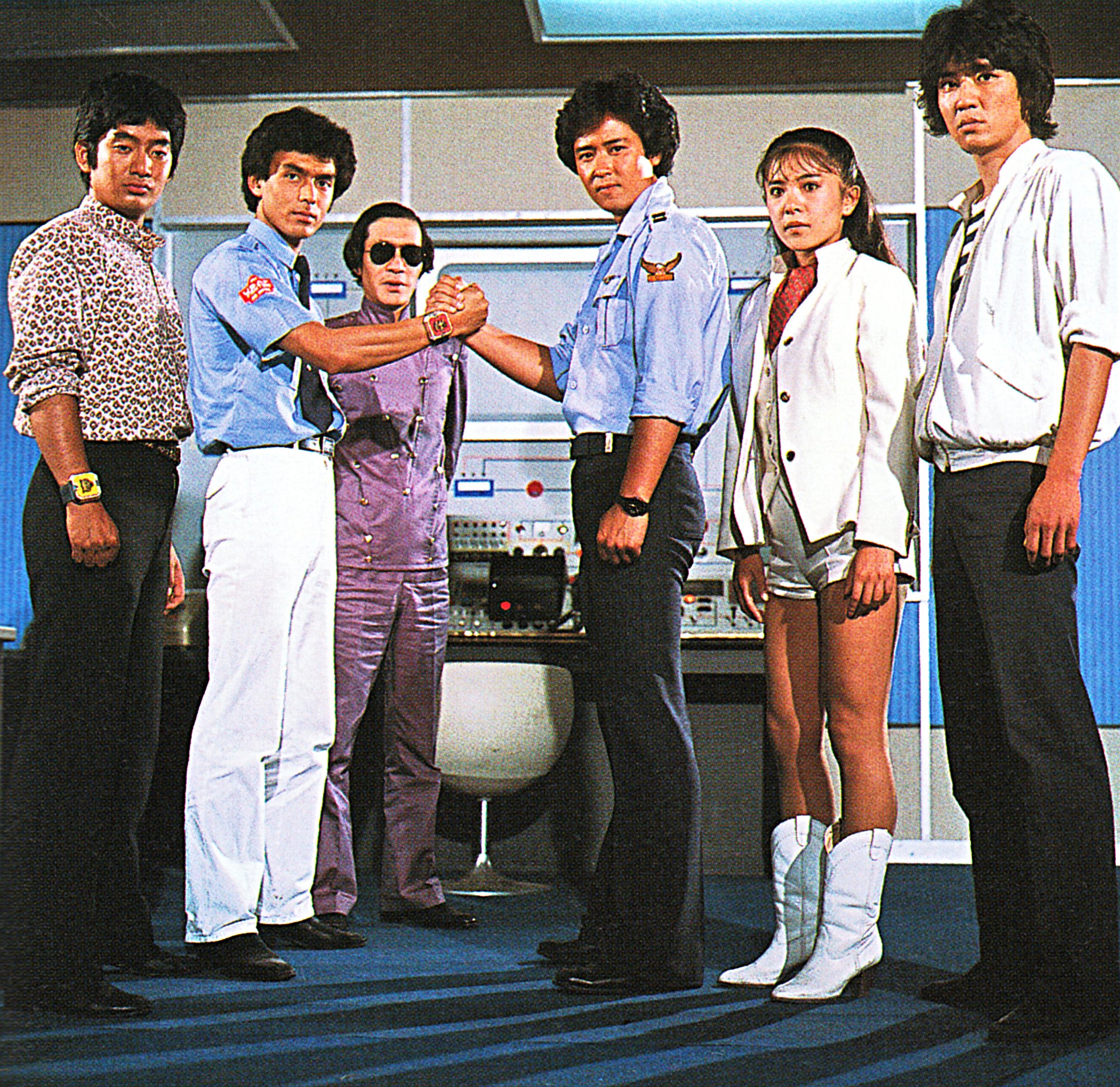 ミツキ Ma ウス ｄｑｗ Keroyonofficial 本当にケロヨンは 70年代ネタが好きなんだから 取り敢えず ゲッター１ と キカイダー ついでに 80年代だけど １ ２ サンバルカン の 変身前画像を貼っときます ゲッターロボ 人造人間