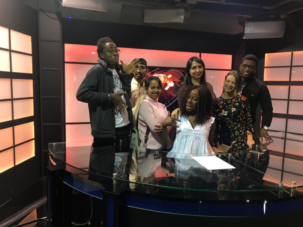 Living it up under the lights at reporters.ae! Our faculty Hermoine Macura took our Media students on a TV studio trip and the students definitely discovered some unexplored talents!
#hermoinemacrura #emdiimc #broadcastmedia #tvtraining #journalism #Training