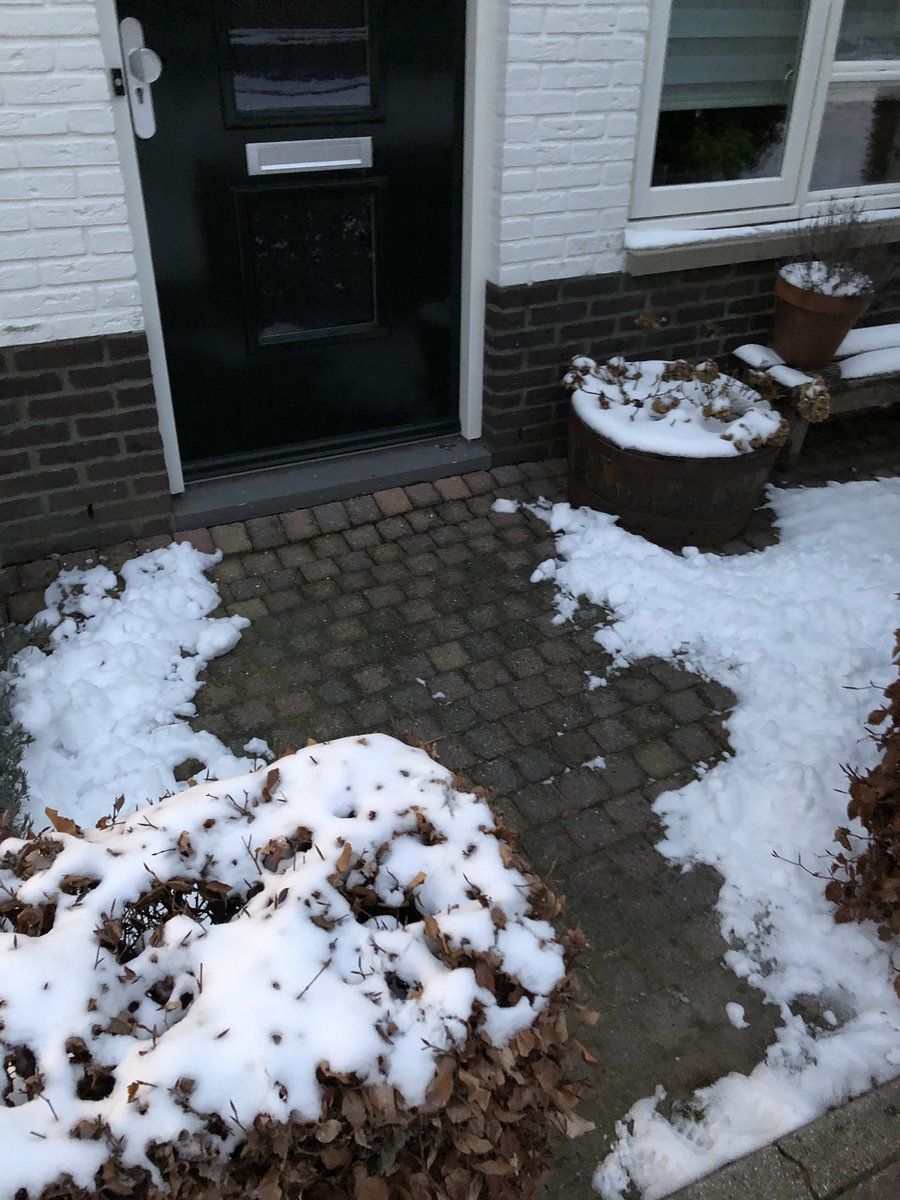 B560's tweet photo. @arjenbes Hahah Vind je? Maarehhh tja dan zelf maar aan de gang gegaan https://t.co/d71oBrmE6n