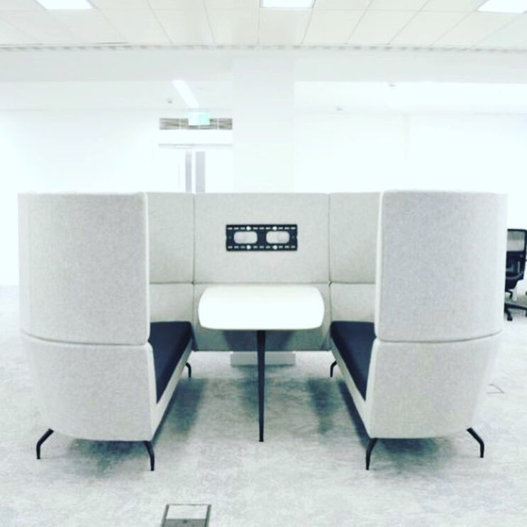 Vivid recently completed the decorations package at 55 The Strand. We love the crisp, airy feel to these offices!