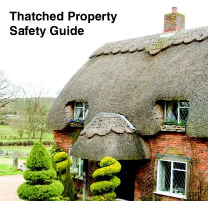 Do you live in a thatched property? We have some fire safety advice to help you stay safe in your home on our web site, please go to goo.gl/Zbd6QW for the advice and goo.gl/n4uv7R for information on a recent fire <a href="/EssexPFCC/">EssexPFCC</a> <a href="/ECFRS/">Essex Fire Service</a> @CPTBraintUttles <a href="/BJH251/">Chief Constable BJ Harrington QPM - Essex Police</a>
