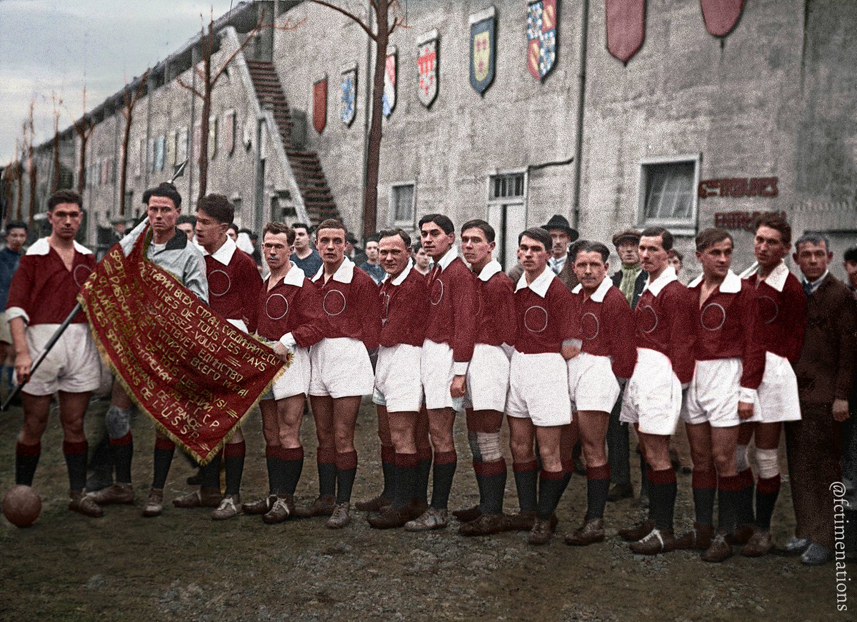 FOTOS HISTORICAS O CHULAS  DE FUTBOL - Página 7 Dxqi6qjX0AA7tcV