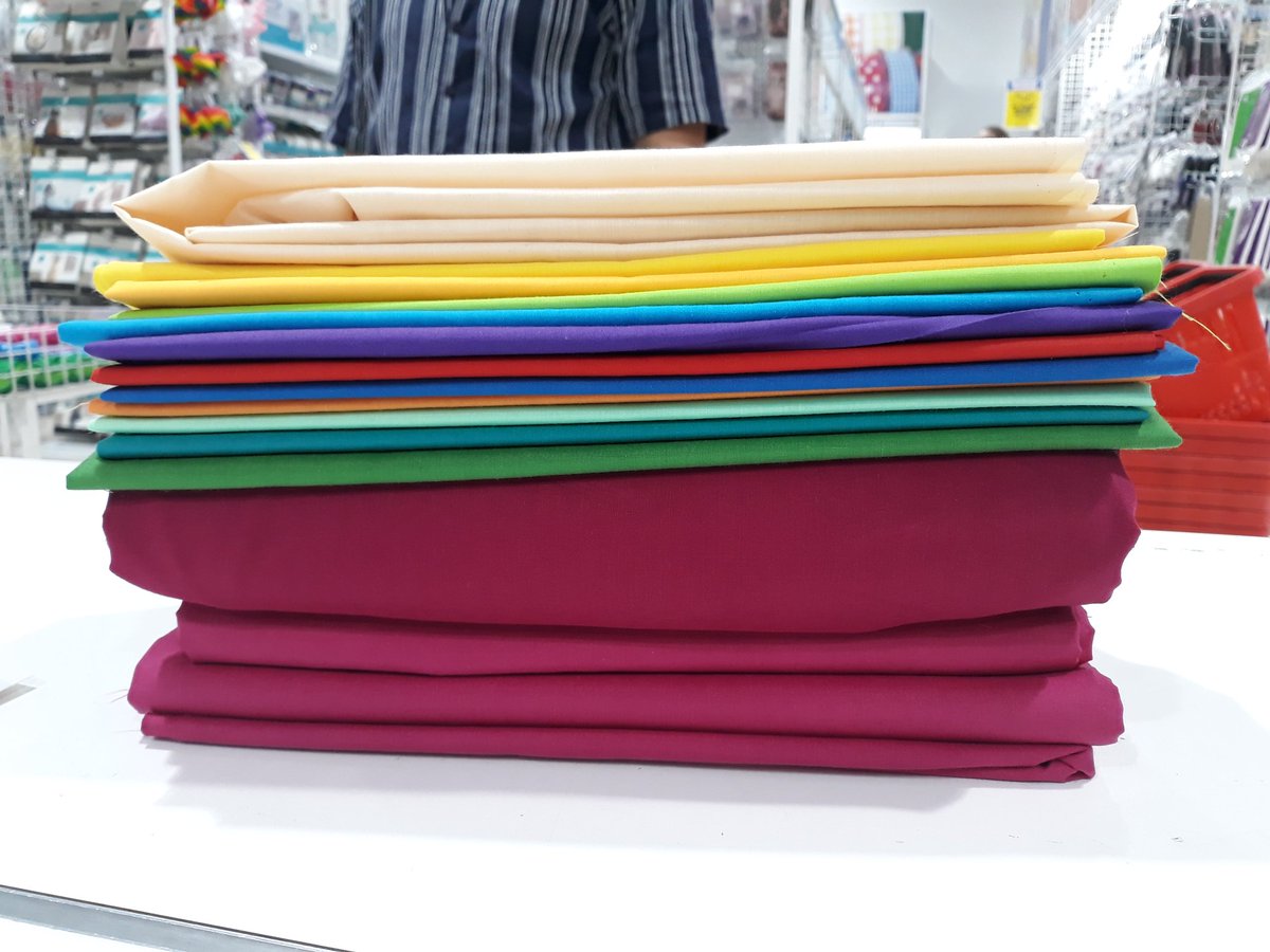 ToothDetective's tweet image. The history of the Earth in 14 fabrics. Step 1 in our @anuearthscience
Geological Timeline craft project completed thanks to the patience of Christina at Spotlight. 
#science #nerdcraft #phdlife