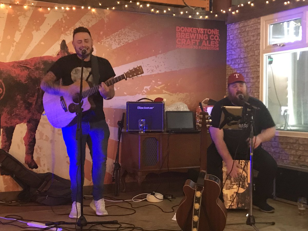 We had so much fun in December at our new home #InTheTap room <a href="/DonkeystoneBrew/">Donkeystone Brewing Co.</a> we’re back tomorrow for #TUDO #OpenMic with <a href="/DetoursMusic/">Detours</a> ! Still a couple of slots get in touch please musos #Saddleworth #Greenfield #LiveMusic #Accoustic #CraftAles 🎸 🍻 🎵