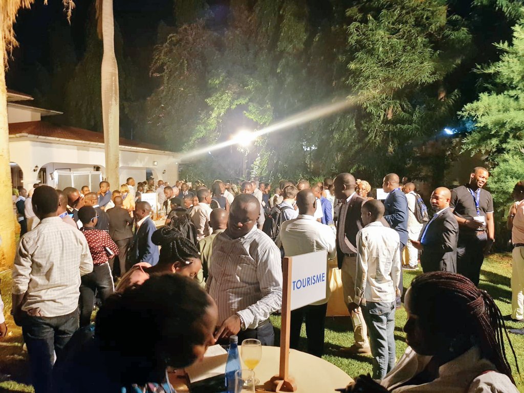 IngoMagazine's tweet photo. La soirée à l'Ambassade @NLinBurundi était une occasion pour les jeunes entrepreneurs présents de s'inspirer et se renforcer mutuellement dans le contexte des affaires.Aussi une occasion de nouer de nouveaux contacts et agrandir leur réseau au #Burundi et ailleurs #JeuneOrangeBDI https://t.co/Jvu5F7HF5V