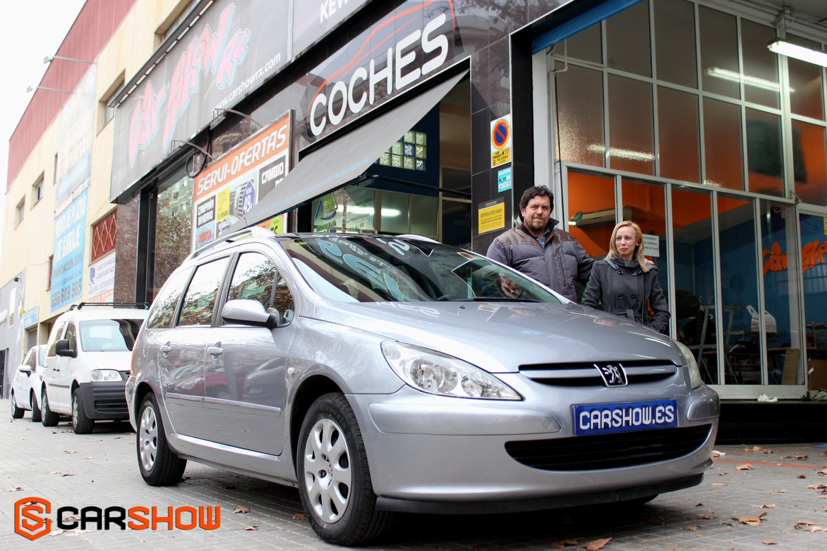 carshowES's tweet photo. Necesitaban un coche con espacio, pocos Kilómetros y con total garantía.
Enhorabuena y gracias por confiar en nosotros 🤝 .A sacarle provecho a este #Peugeot #307SW con TODO INCLUIDO🆗.
#carshow #coches #motos #seat #ford #skoda #xativa #valencia #onteniente #kia #Fiat #citroen https://t.co/LXbR5Q1Ftb