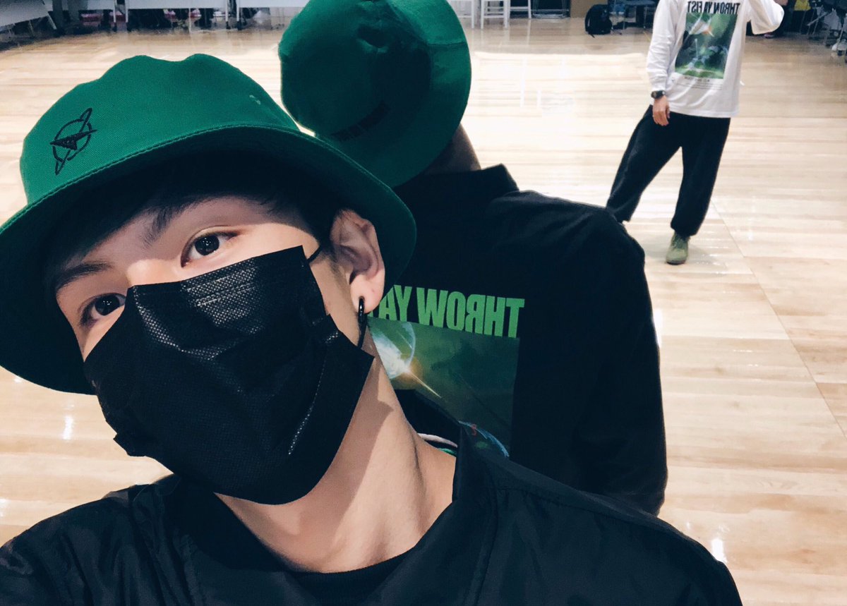 長谷川慎 character キャップ