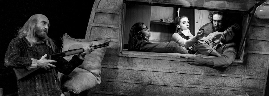 Cattivi con chi sta peggio di te, ricchi più ricchi e poveri più poveri, diritti diventati un privilegio.
 L'#Italia, adesso, a #teatro. 
#CousCousKlan di <a href="/CarrOrfeo/">Carrozzeria Orfeo</a> 

<a href="/RaffaellaIlari/">Raffaella Ilari</a> <a href="/TeatroEliseo/">Teatro Eliseo</a> #Davos2019 #10annidicarrozzeriaorfeo #castelnuovodiporto

bit.ly/2Mr1O33