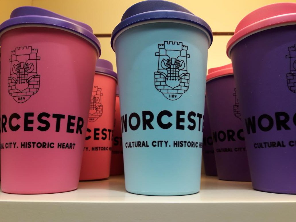 WorcesterTIC's tweet photo. #ThursdayThoughts Thinking of our planet โค Say no to single use plastics #PlasticfreeWorcester #Reusable #recycle https://t.co/XLHuQkPLsF #WorcestershireHour @myworcester https://t.co/x86Ec8kEk6
